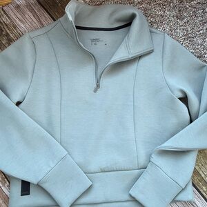 UNRL Women’s Luxbreak Pullovers Eucalyptus